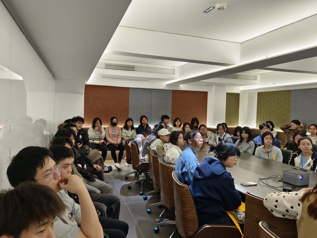 深化校企合作,共育游戏英才丨灵星互动携手西华大学开展企业参观日活动 4 IMG 20250411 112352