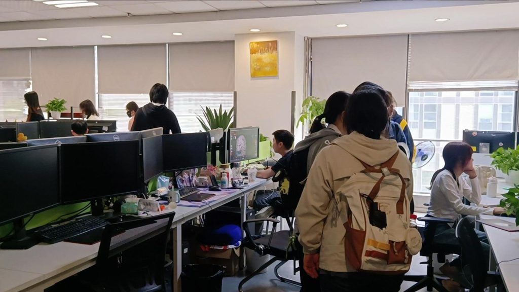 深化校企合作,共育游戏英才丨灵星互动携手西华大学开展企业参观日活动 3 video 20250411 102732.mp4 20250411 181157556